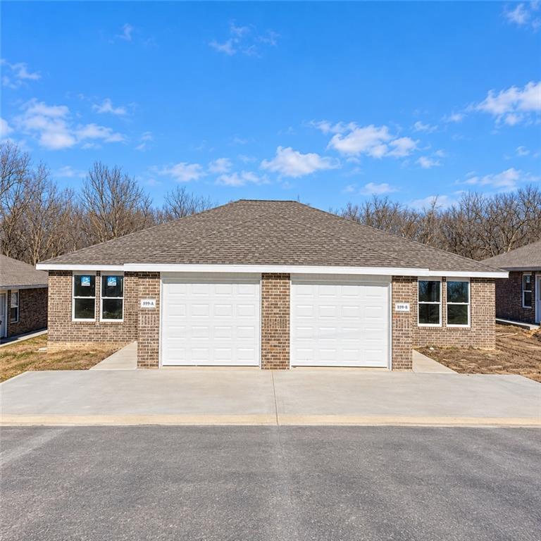 Photo of 899 W Gay Street Warrensburg MO 64093