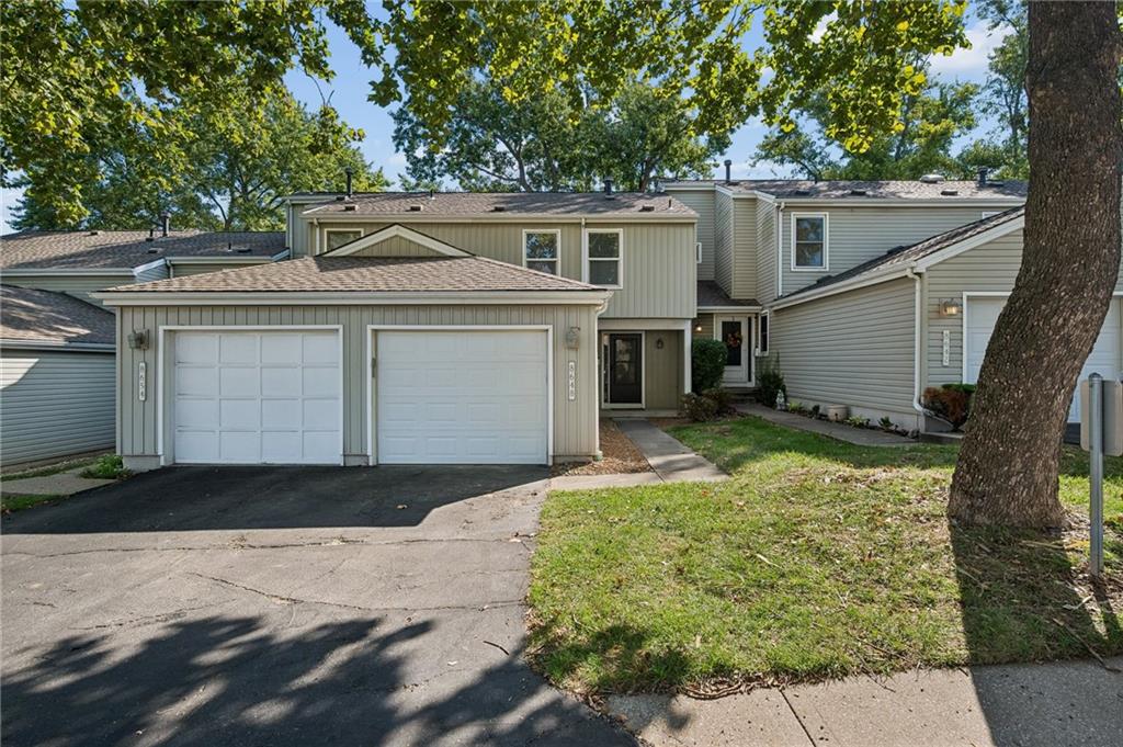 Photo of 8648 W 108TH Place Overland Park KS 66210