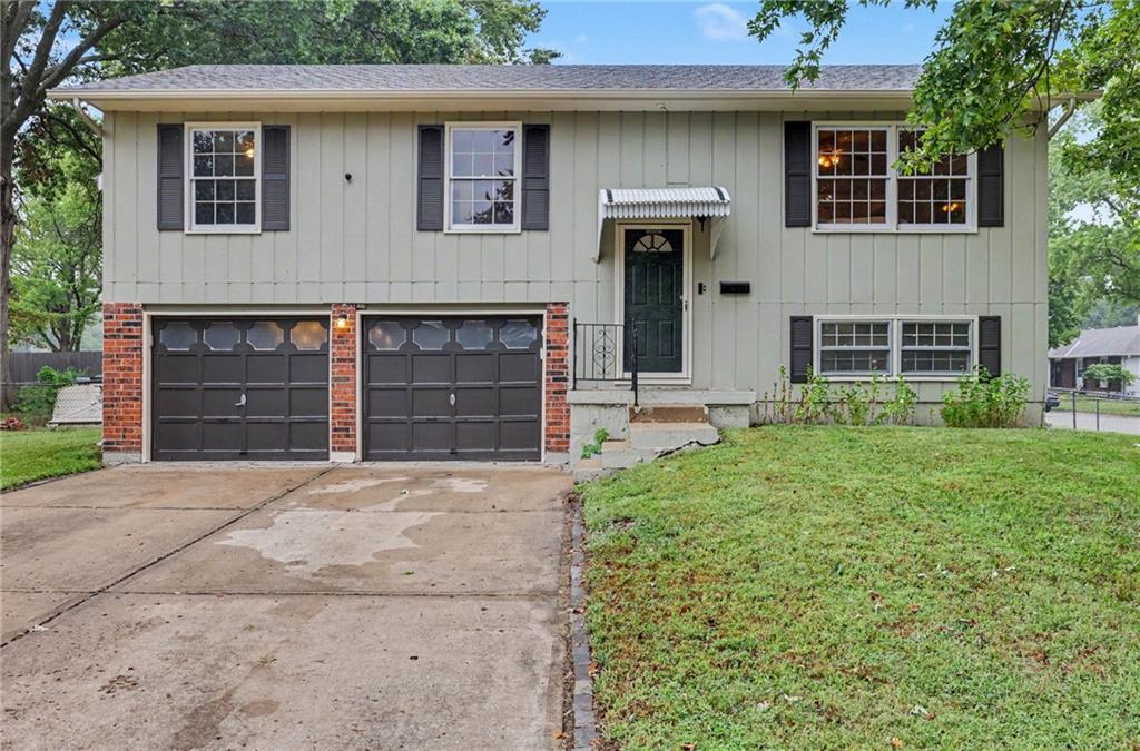 Photo of 16408 E 40th Street Independence MO 64055