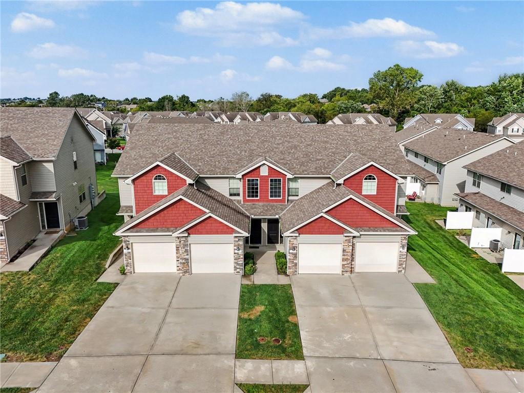 Photo of 2200-2206 SW Suncatcher Road Lee's Summit MO 64082