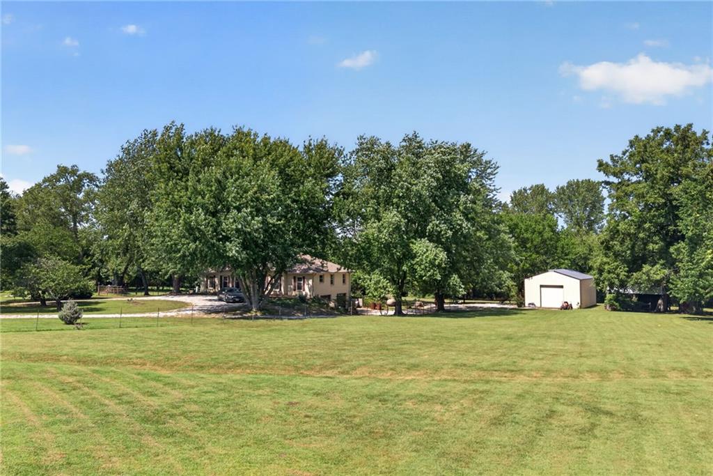 Photo of 8004 E 233rd Street Peculiar MO 64078