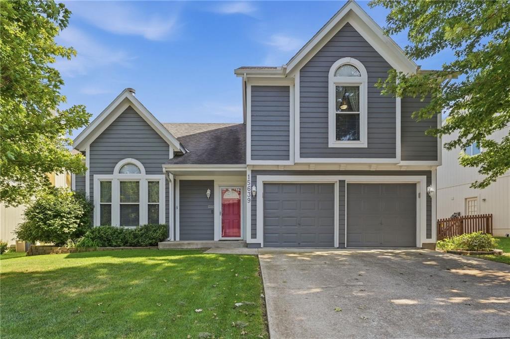 Photo of 15639 Conser Street Overland Park KS 66223