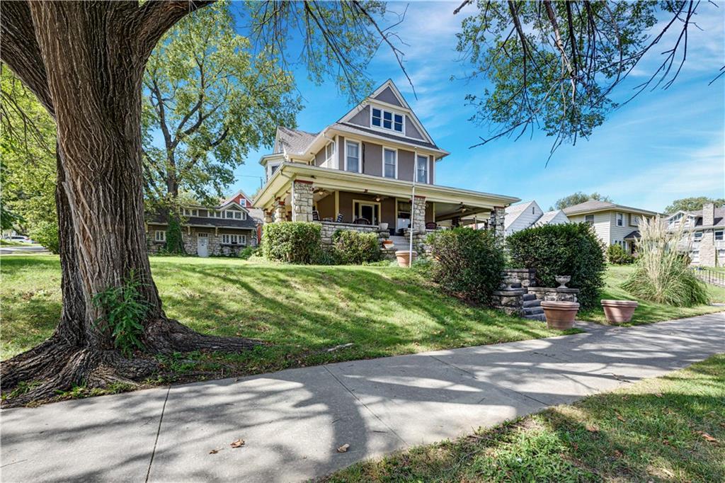 Photo of 140 VAN BRUNT Boulevard Kansas City MO 64123