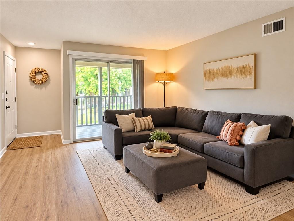 Photo of 406 W 104th Street #C Kansas City MO 64114