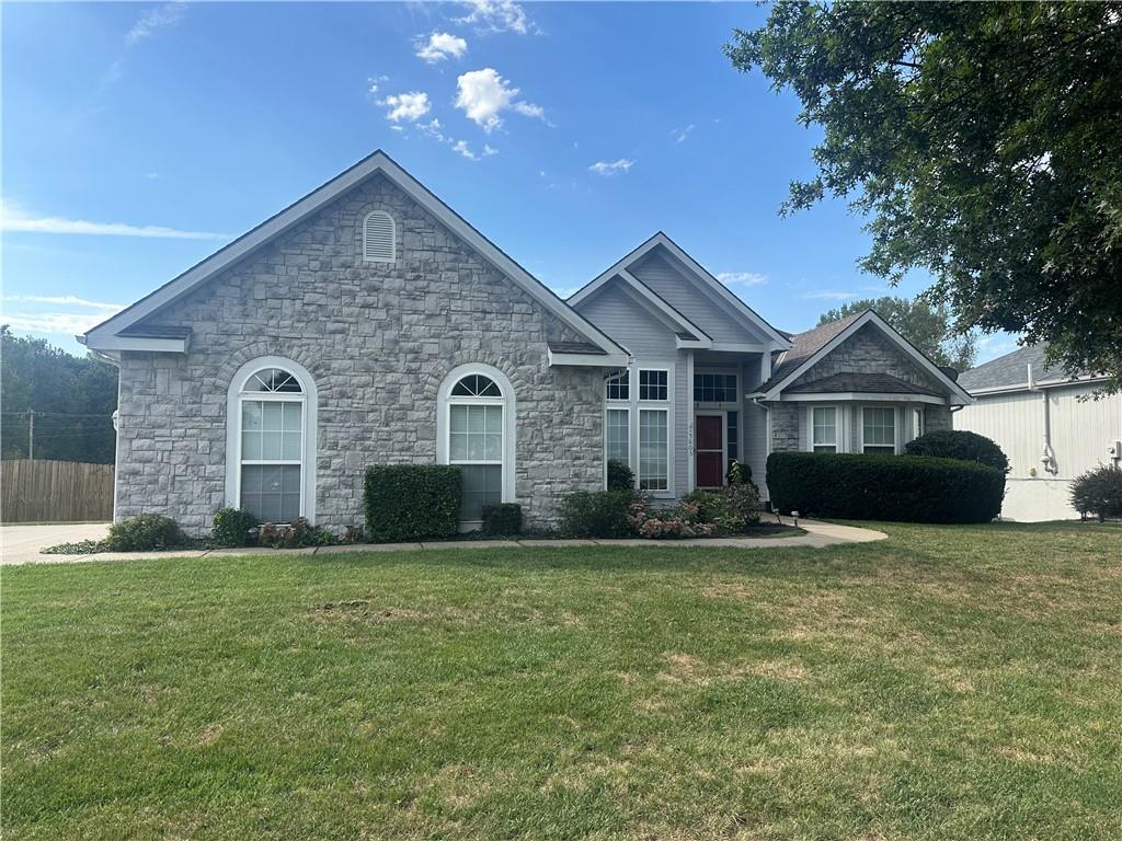 Photo of 15605 Meadow Court Platte City MO 64079