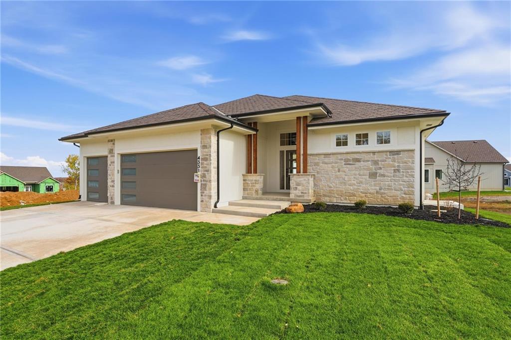 Photo of 1304 Larkspur Place Raymore MO 64083