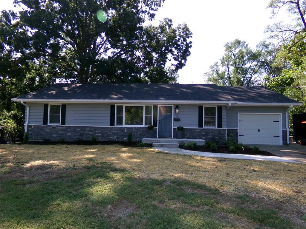 Photo of 206 Highland Street Sweet Springs MO 65351
