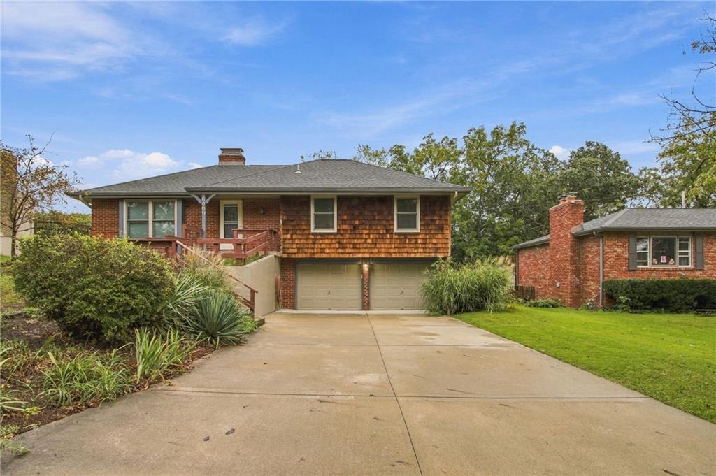 Photo of 6009 N Wyandotte Street Gladstone MO 64118