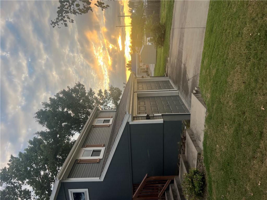 Photo of 1007 W Washington Street Harrisonville MO 64701