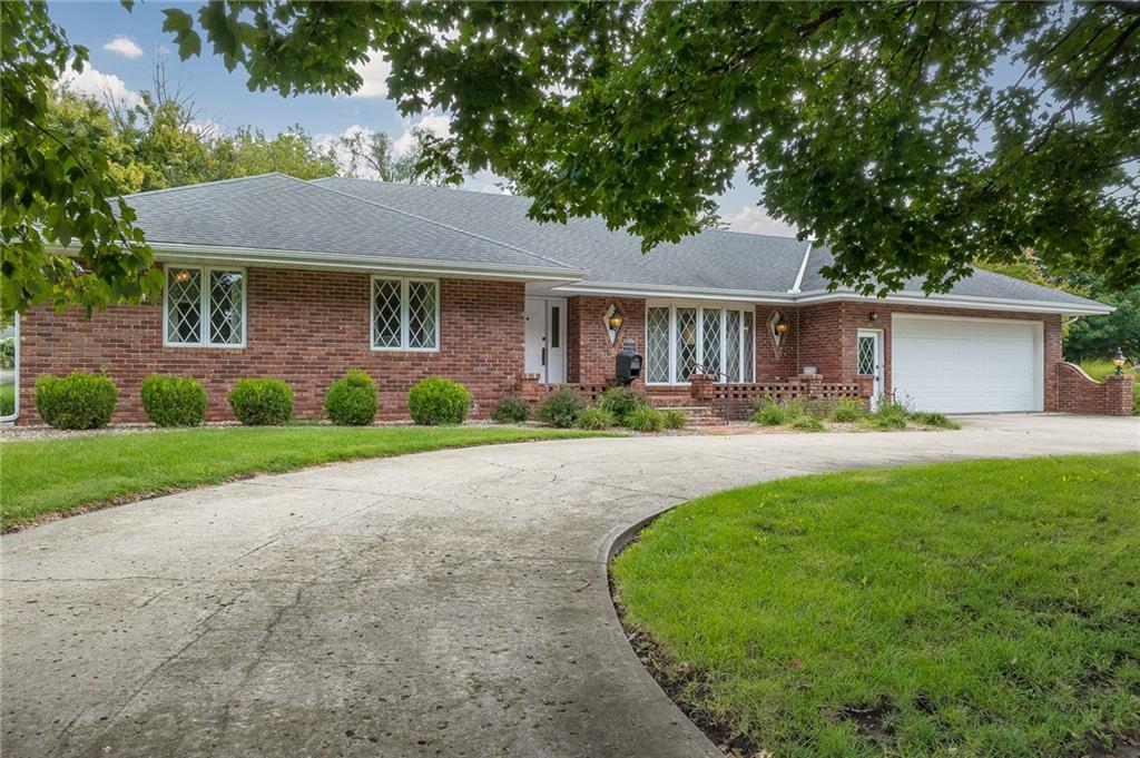 Photo of 700 N Alanthus Avenue Stanberry MO 64489