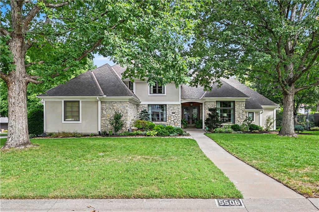 Photo of 5506 W 82nd Place Prairie Village KS 66208