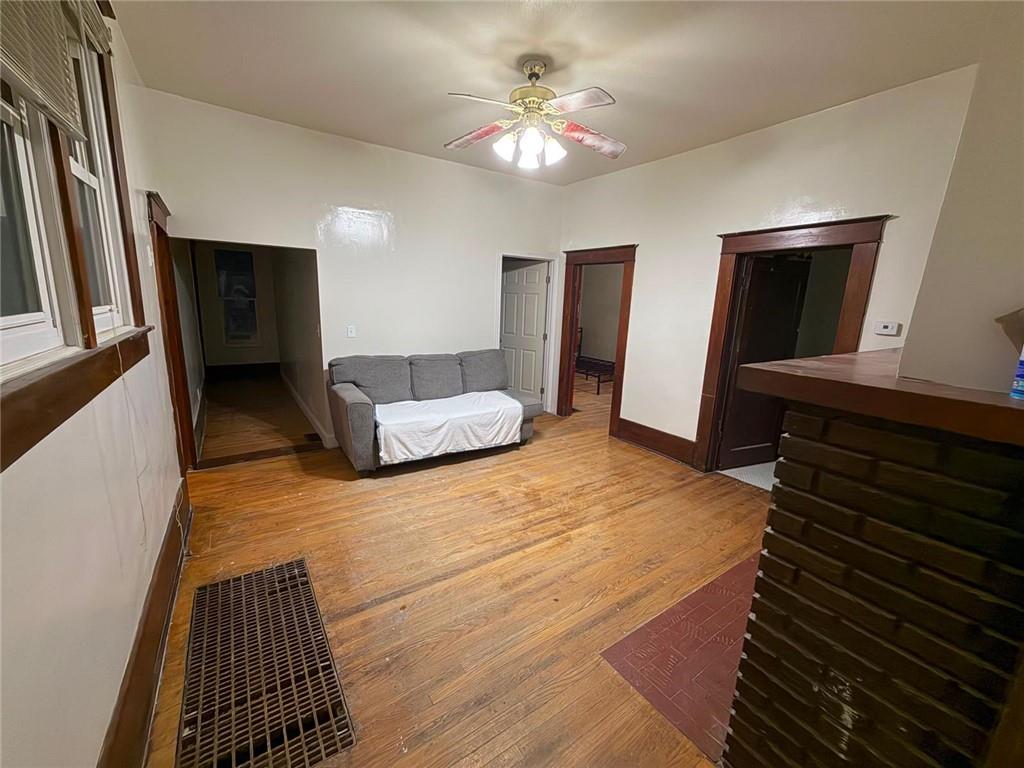 Photo of 1321 S 17th Street St Joseph MO 64507