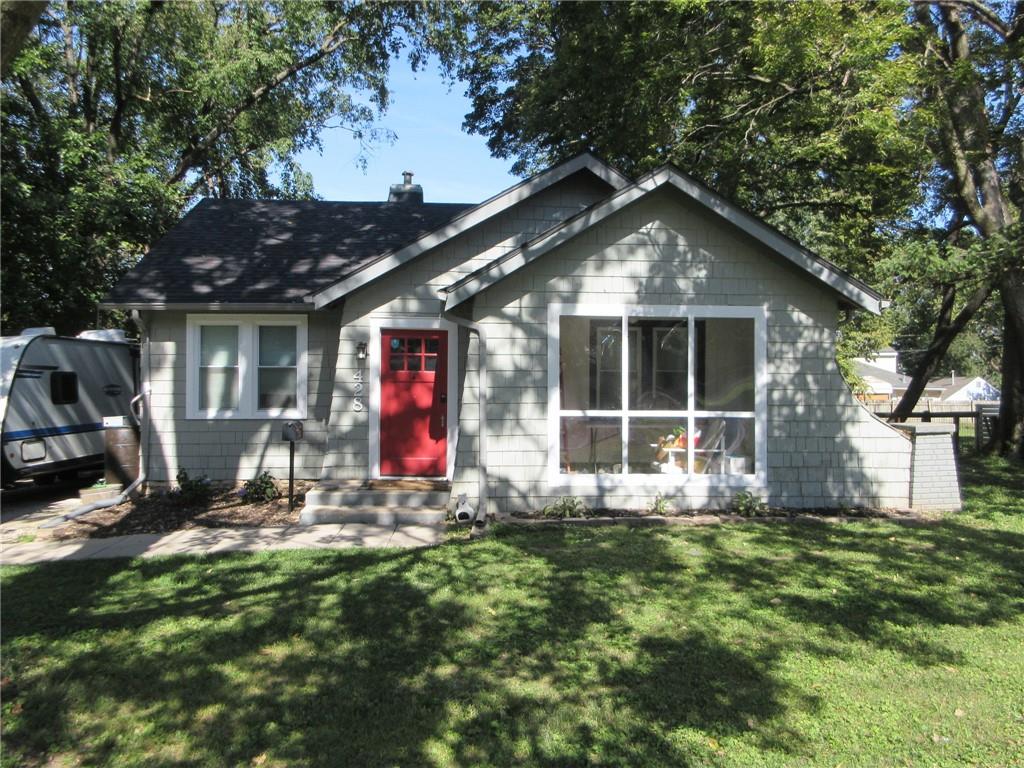 Photo of 428 E Gudgell Avenue Independence MO 64055