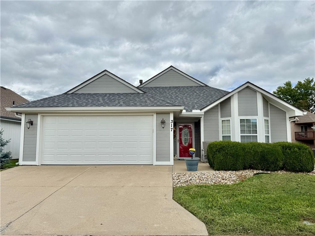 Photo of 317 NW Vail Court Blue Springs MO 64014