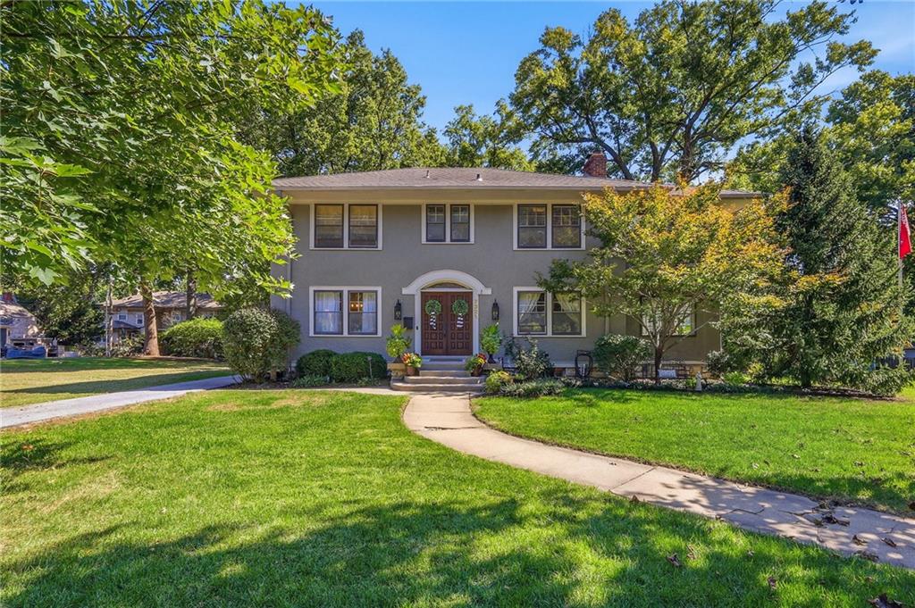Photo of 7321 Belleview Avenue Kansas City MO 64114