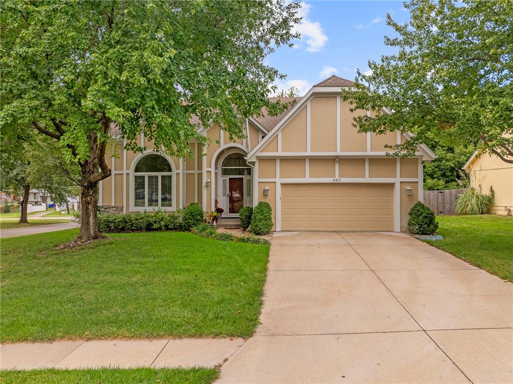 Photo of 6812 haskins Street Shawnee KS 66216