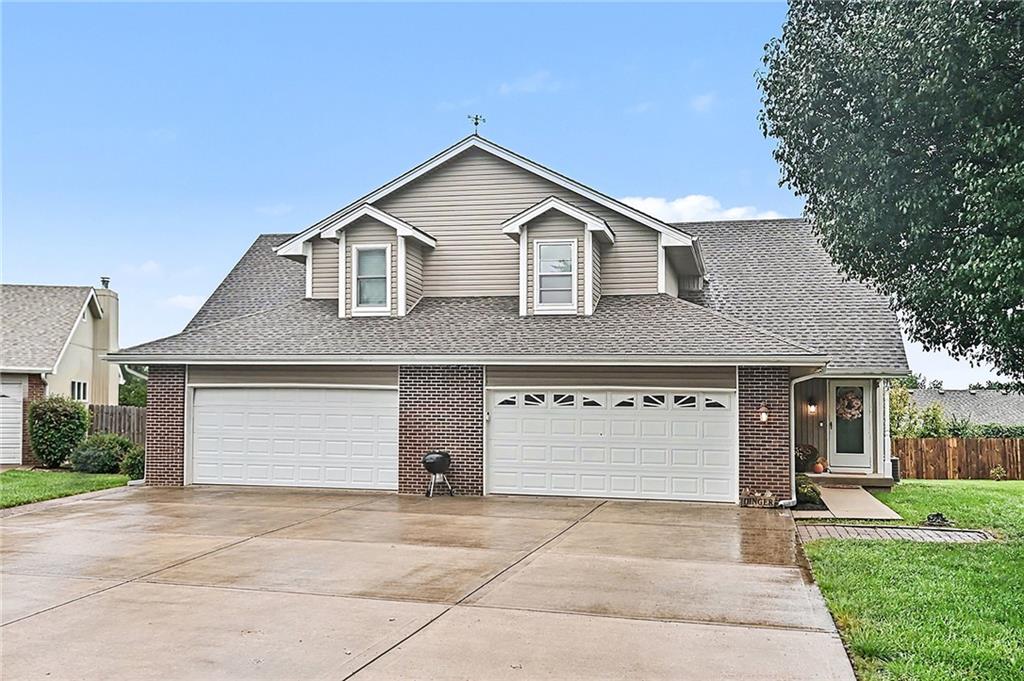 Photo of 513 Cape Cod Court Smithville MO 64089