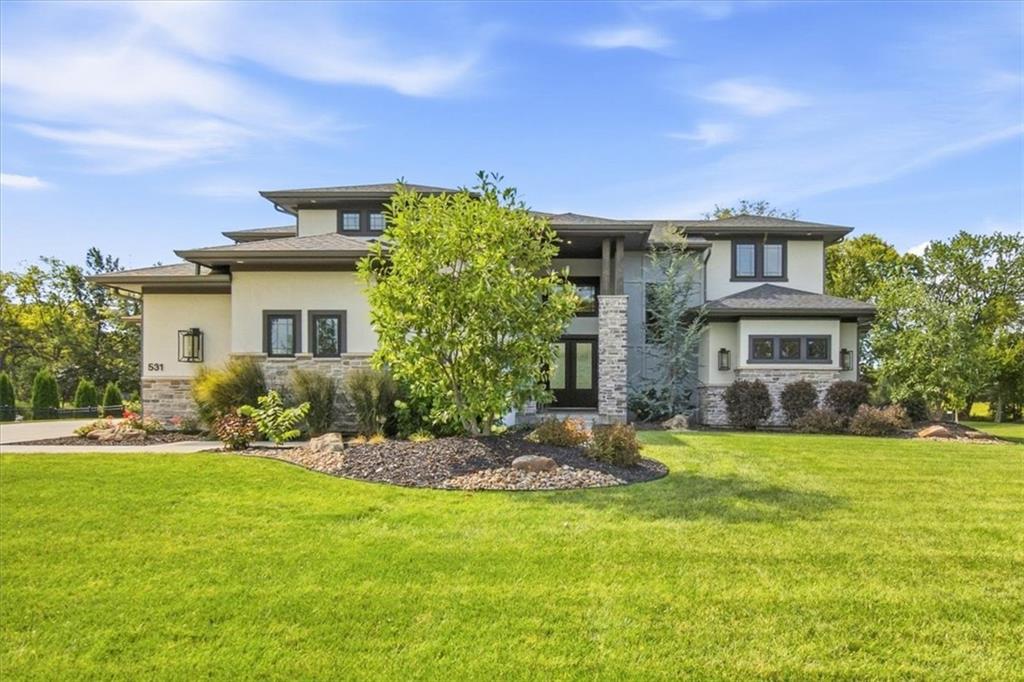 Photo of 531 Southshore Drive Lake Winnebago MO 64034