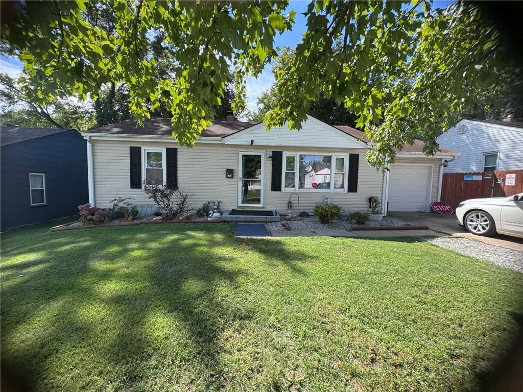 Photo of 10417 E 27TH Street Independence MO 64052