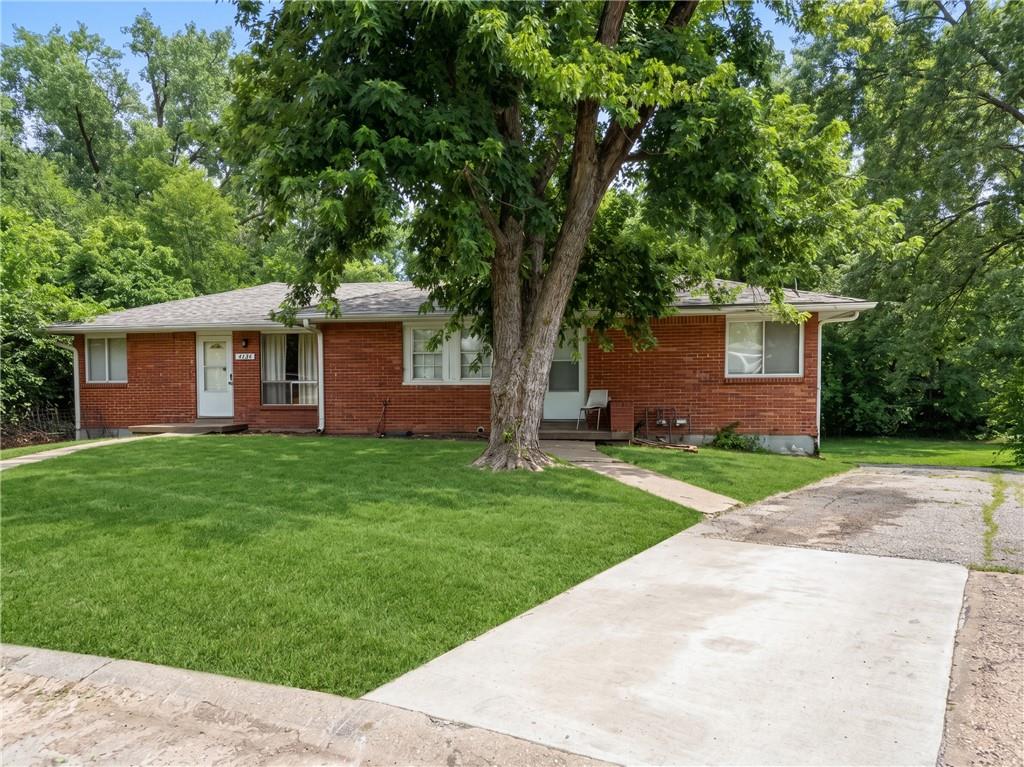 Photo of 4203-4207 N Askew Avenue Kansas City MO 64117