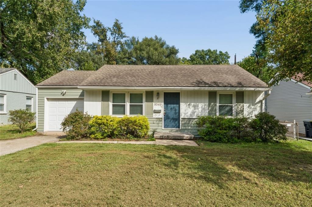 Photo of 8549 Wornall Road Kansas City MO 64114