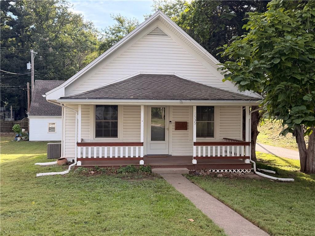 Photo of 1535 S Cedar Avenue Independence MO 64052