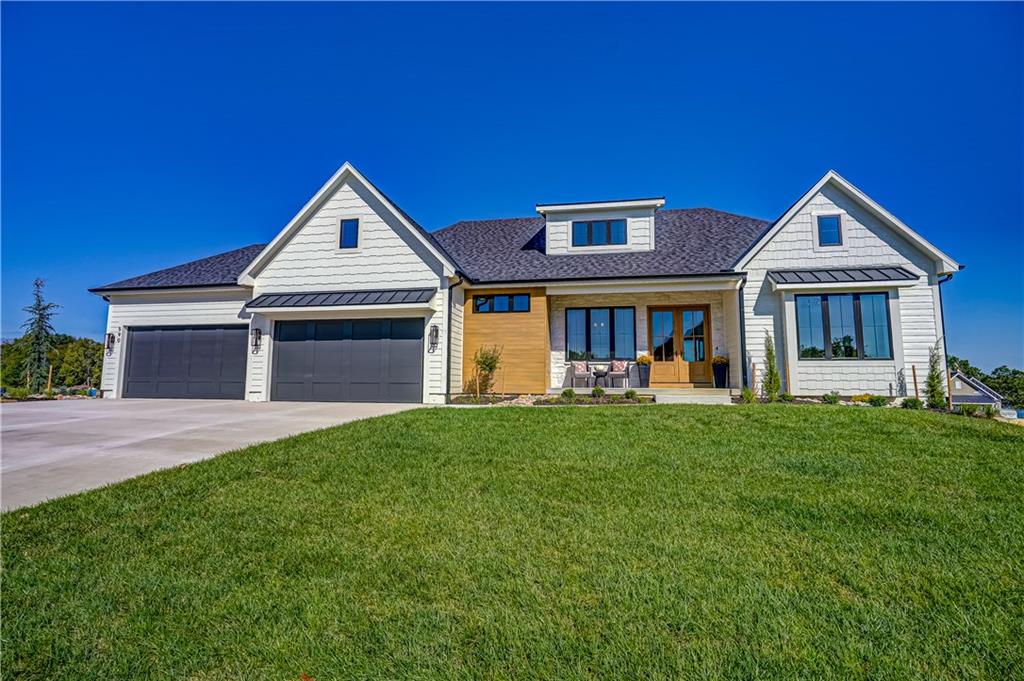 Photo of 590 South Shore Drive Lake Winnebago MO 64034