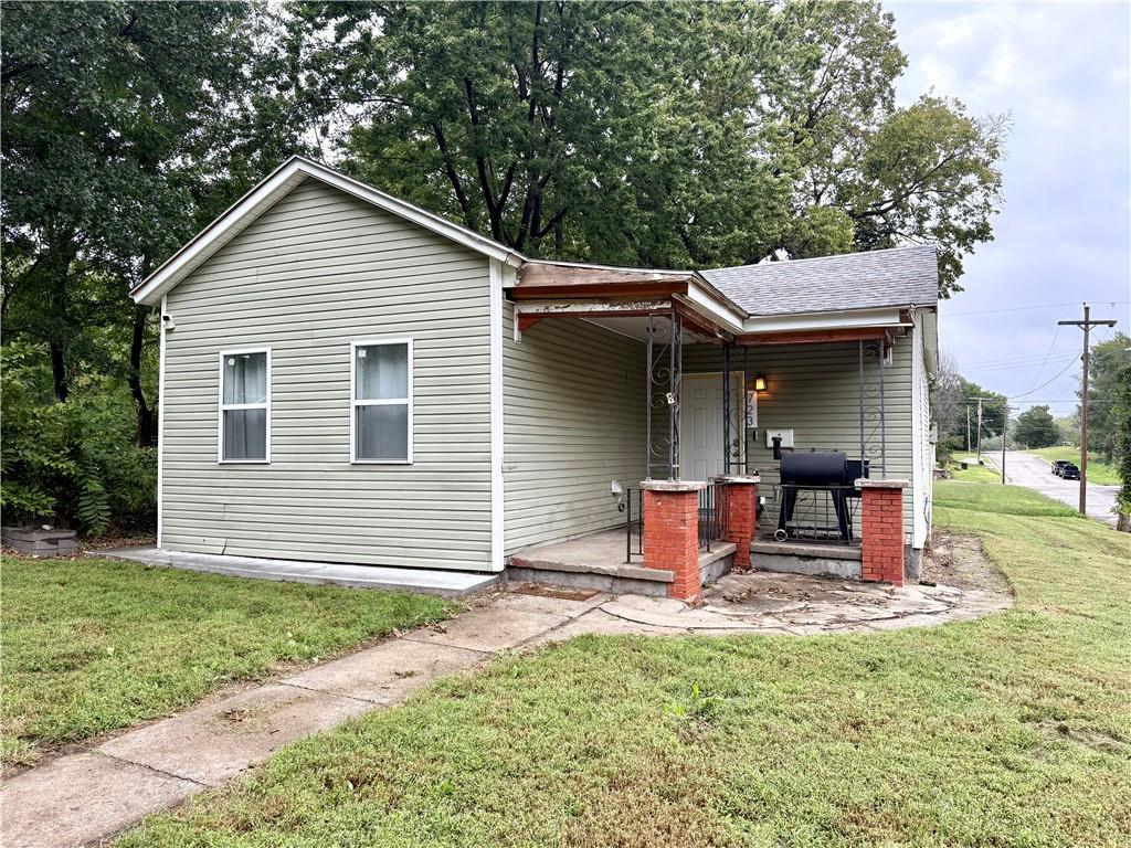 Photo of 723 S 18th Street St Joseph MO 64507