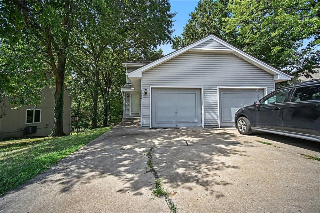 Photo of 6904/6906 N Orchard Street Pleasant Valley MO 64068