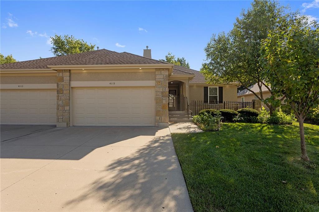 Photo of 4115 SW Homestead Drive Lee's Summit MO 64082