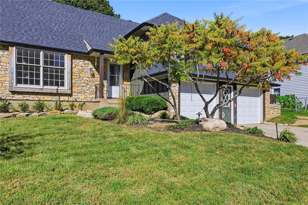 Photo of 12414 W 69TH Street Shawnee KS 66216