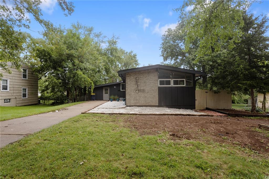 Photo of 6100 E 97th Street Kansas City MO 64134