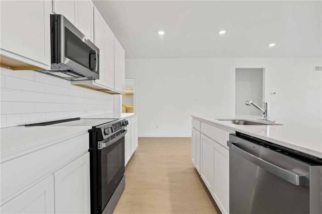 Photo of 21287 Cleveland Street Spring Hill KS 66083