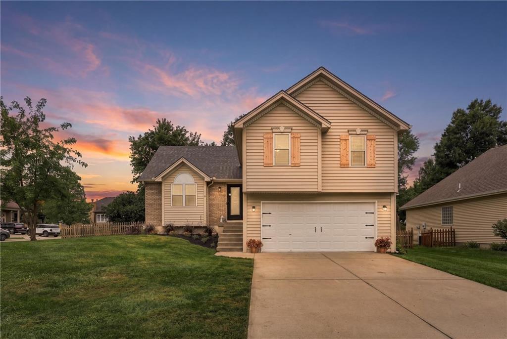 Photo of 1104 Regency Drive Kearney MO 64060