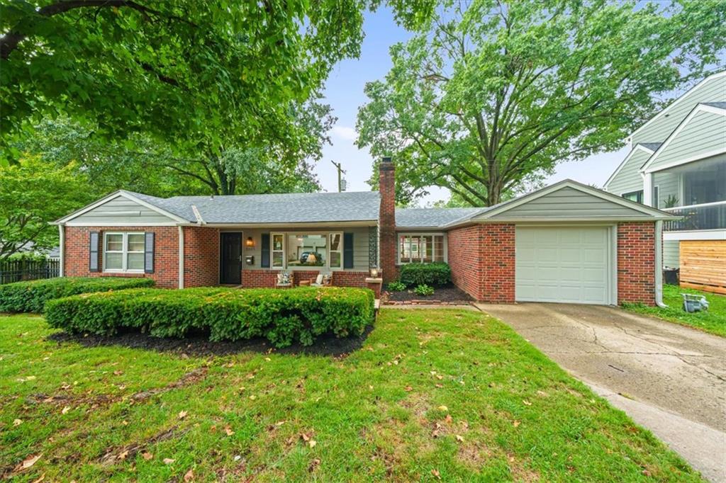 Photo of 2525 W 50th Terrace Westwood KS 66205