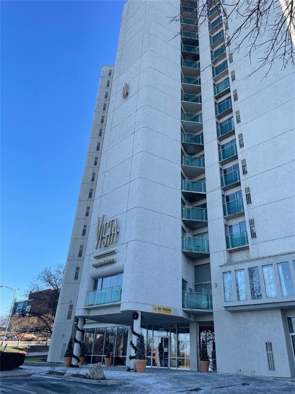 Photo of 3838 Rainbow Boulevard #812 Kansas City KS 64103
