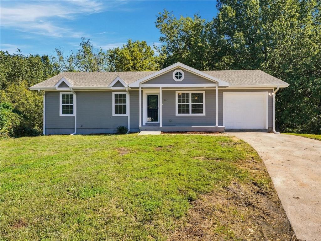 Photo of 314 E 17th Street Kearney MO 64060