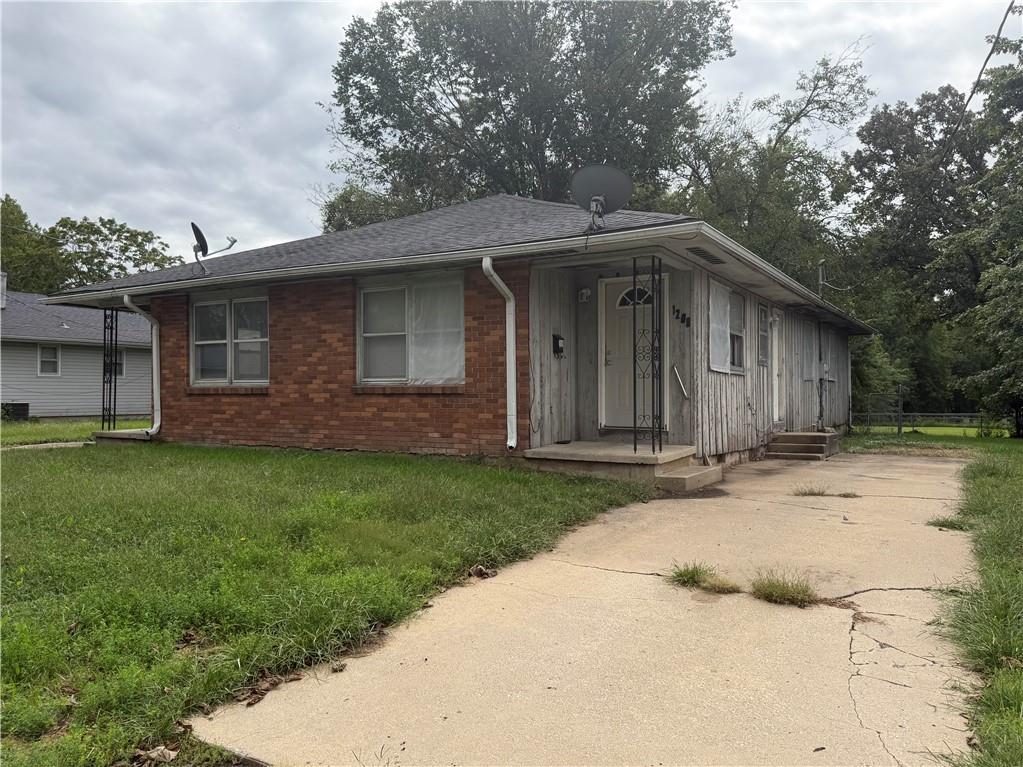 Photo of 1206 Hogan Street Chillicothe MO 64601