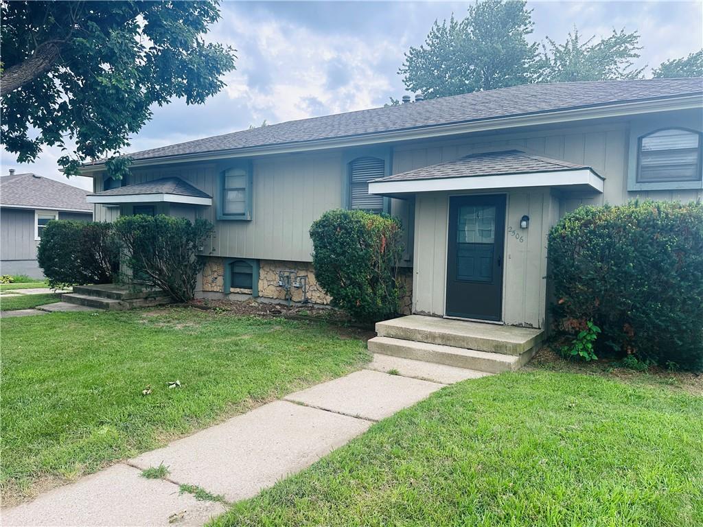 Photo of 2504 SW Jackson Street Blue Springs MO 64015