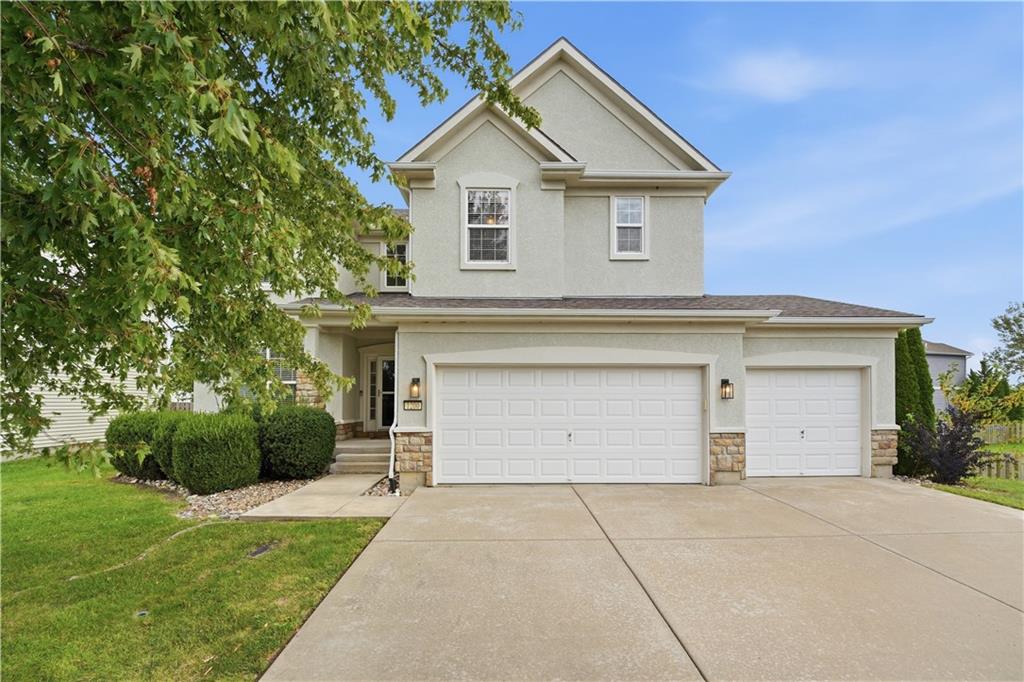 Photo of 1200 SW Sapperton Road Lee's Summit MO 64083