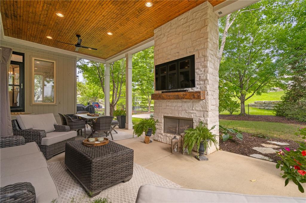 Photo of 14505 Wedd Street Overland Park KS 66221