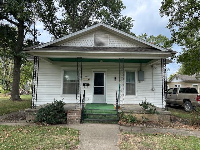 Photo of 209 S Carbon Street Girard KS 66743