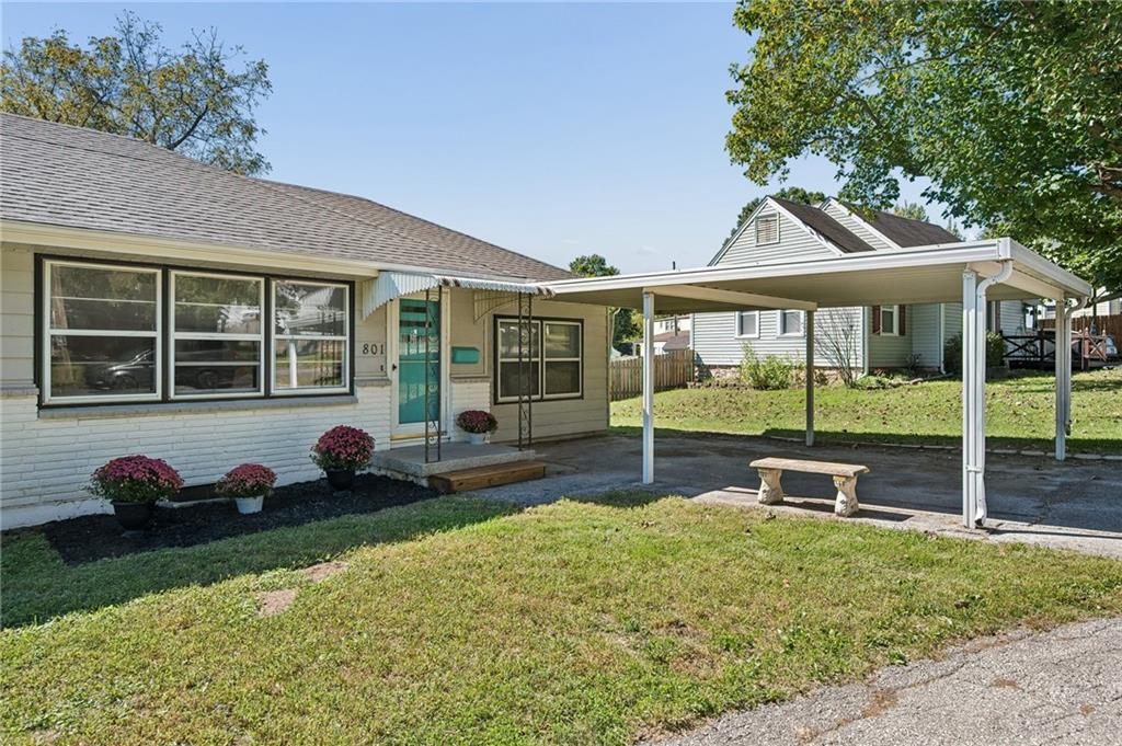 Photo of 801 W 27th Street Independence MO 64052