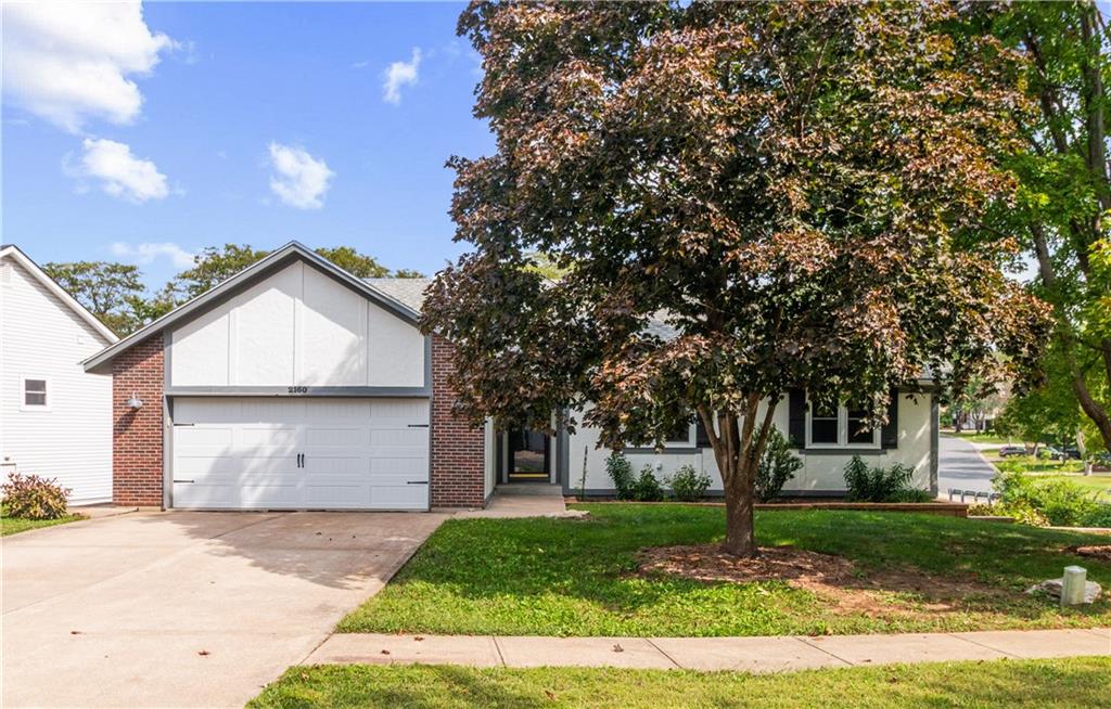Photo of 2160 NE Concord Street Lee's Summit MO 64086