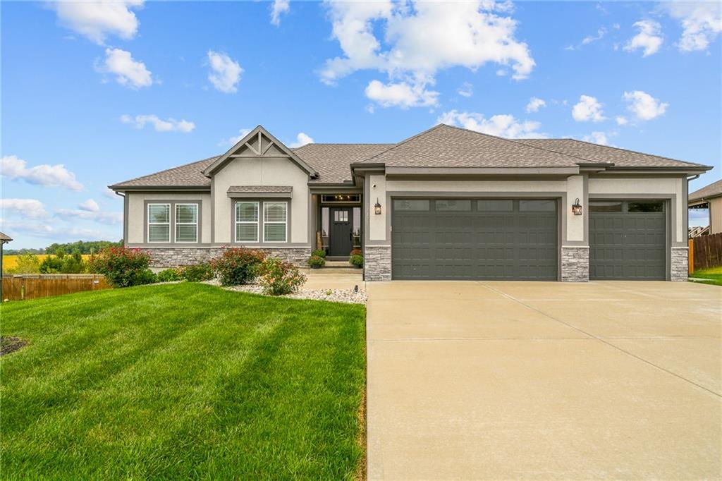 Photo of 27827 E 133rd Street Lake Lotawana MO 64086