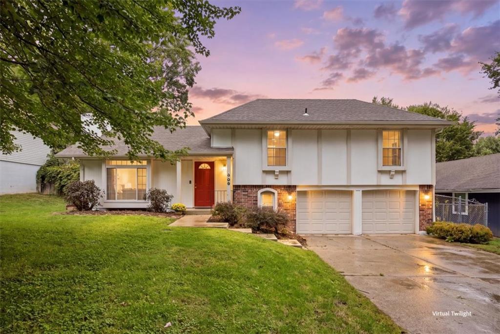 Photo of 309 SW Richwood Lane Blue Springs MO 64014