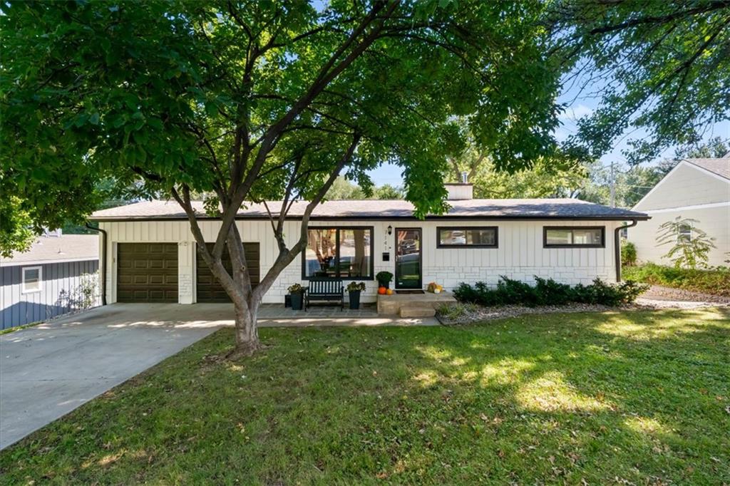 Photo of 7141 Belinder Avenue Prairie Village KS 66208