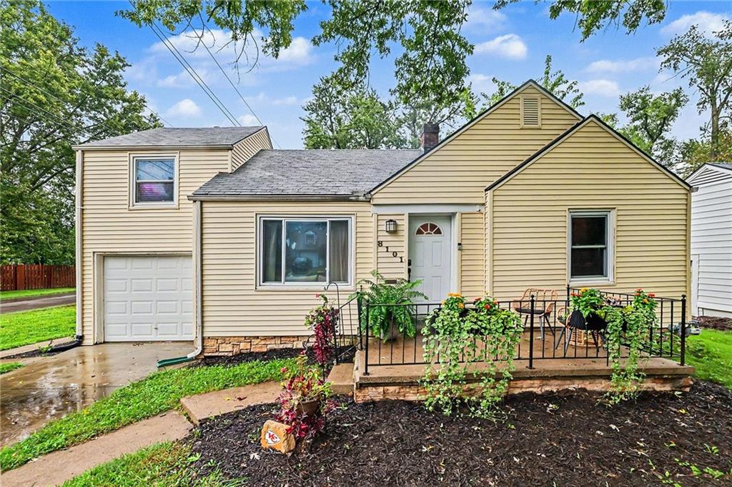 Photo of 8101 BELLEVIEW Avenue Kansas City MO 64114