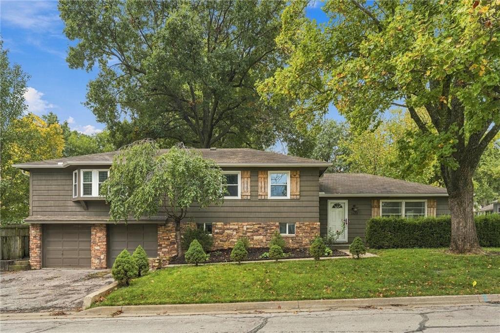 Photo of 5603 Maple Street Mission KS 66202