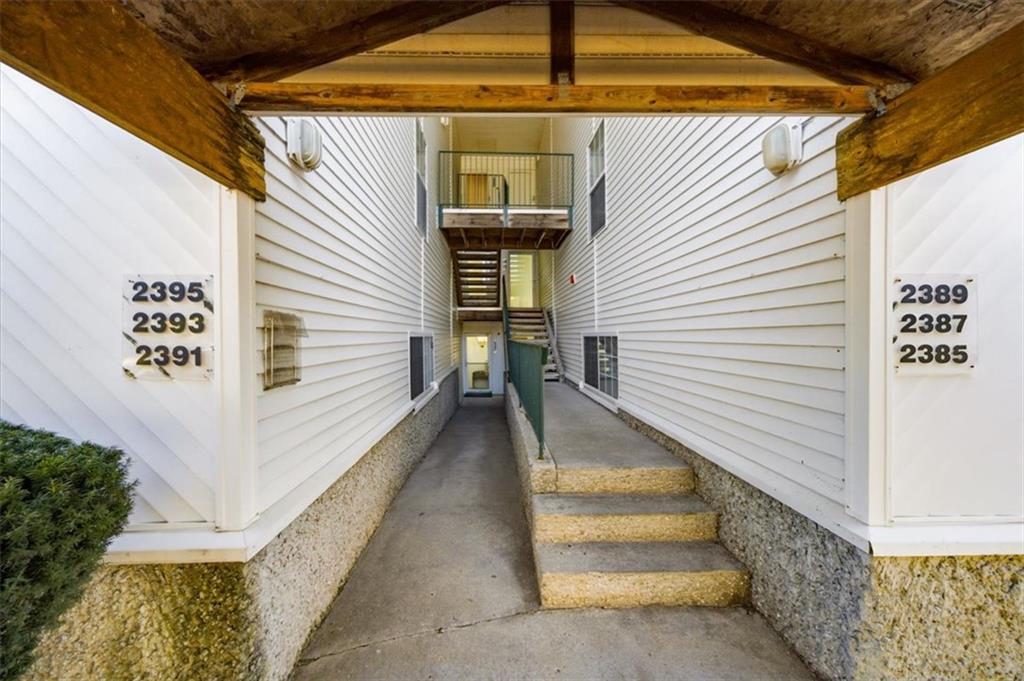 Photo of 2393 NE 68th Street Gladstone MO 64118